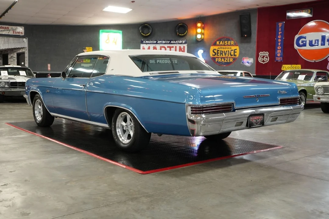 1966 Chevrolet Caprice - Image 15 of 21
