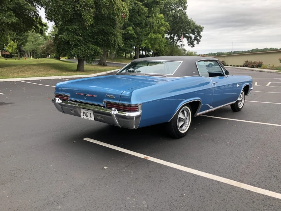 1966 Chevrolet Caprice - Image 11 of 12