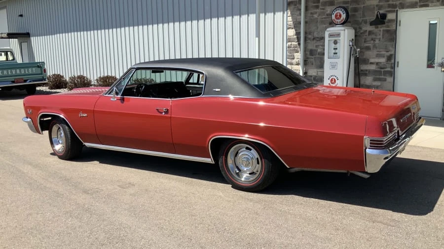 1966 Chevrolet Caprice - Image 2 of 31