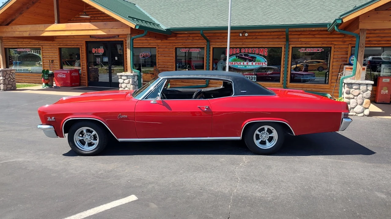 1966 Chevrolet Caprice - Image 10 of 31