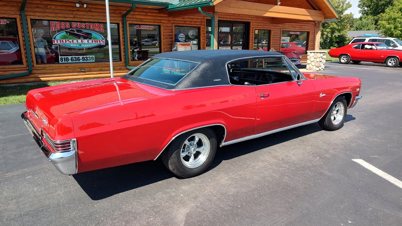 1966 Chevrolet Caprice - Image 23 of 31
