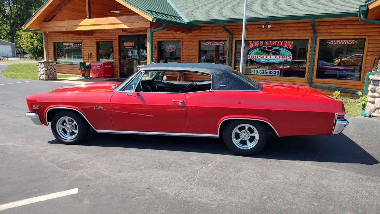1966 Chevrolet Caprice - Image 12 of 31