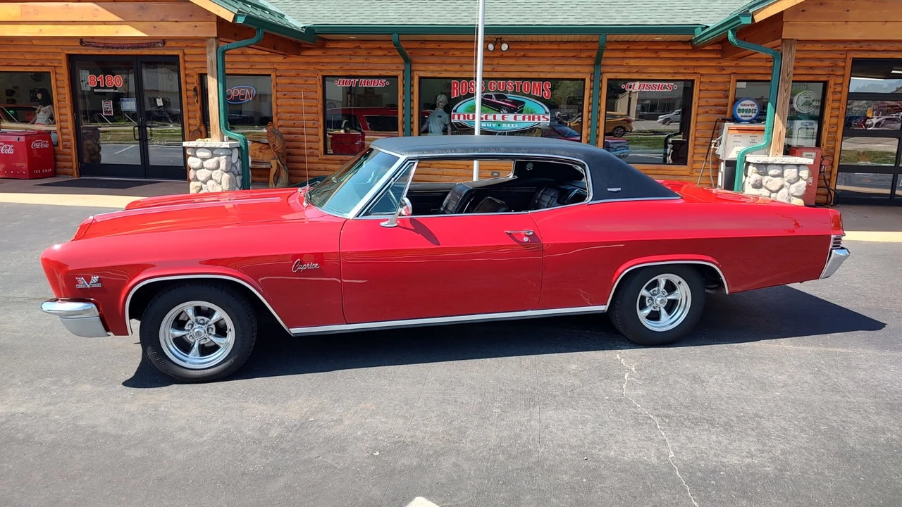 1966 Chevrolet Caprice - Image 9 of 31