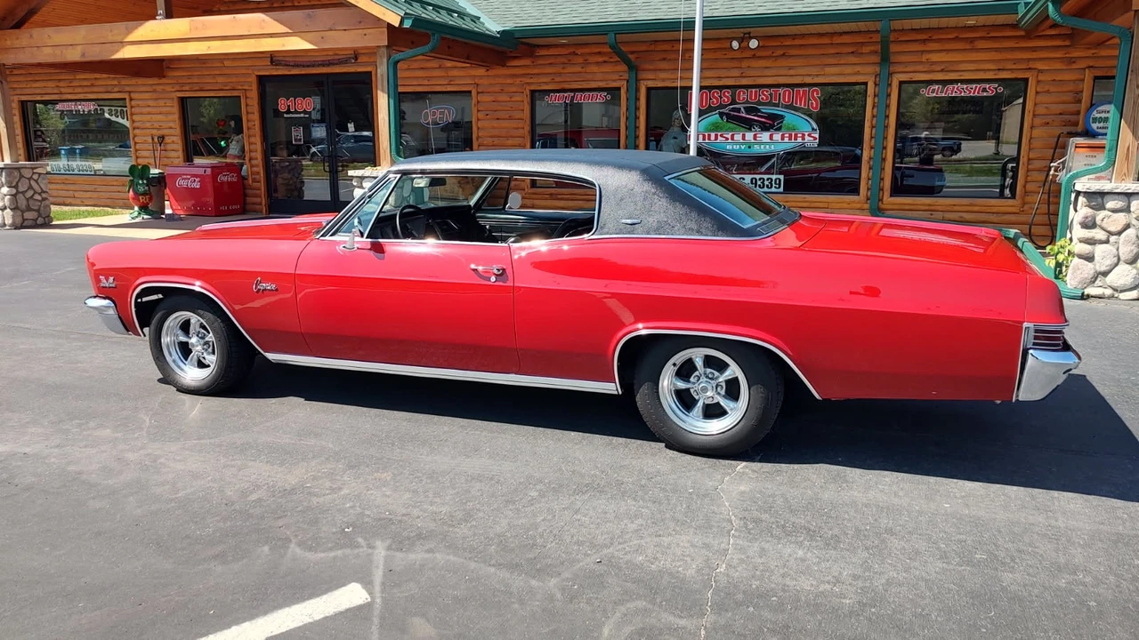 1966 Chevrolet Caprice - Image 13 of 31