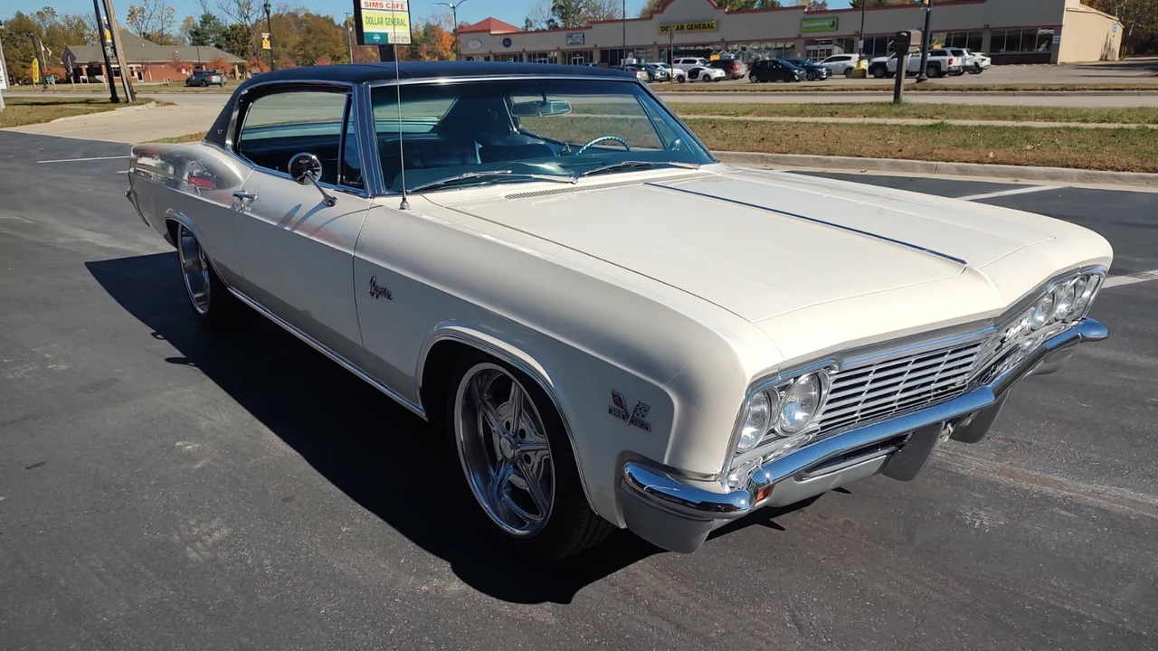 1966 Chevrolet Caprice - Image 27 of 31