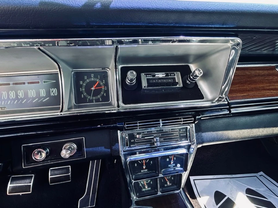 1966 Chevrolet Caprice - Image 13 of 31