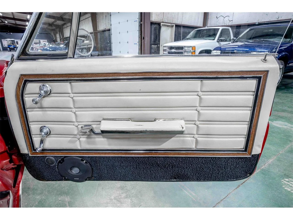 1966 Chevrolet Caprice - Image 15 of 24