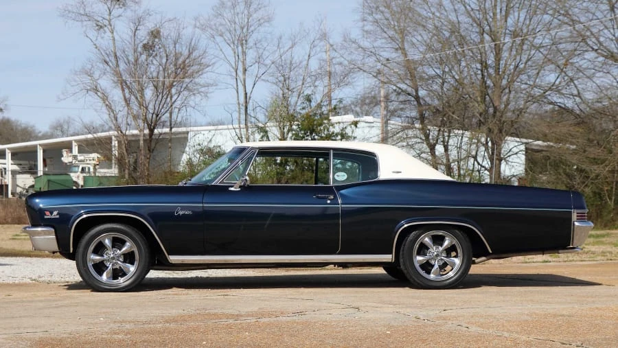 1966 Chevrolet Caprice - Image 8 of 12