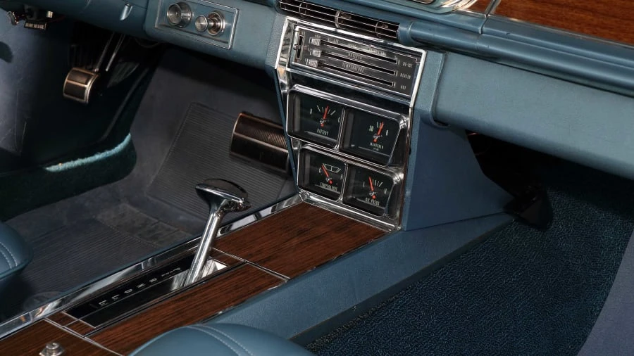 1966 Chevrolet Caprice - Image 11 of 12