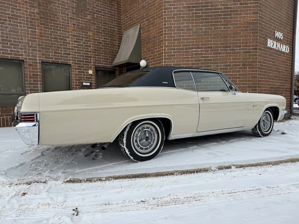 1966 Chevrolet Caprice - Image 11 of 21