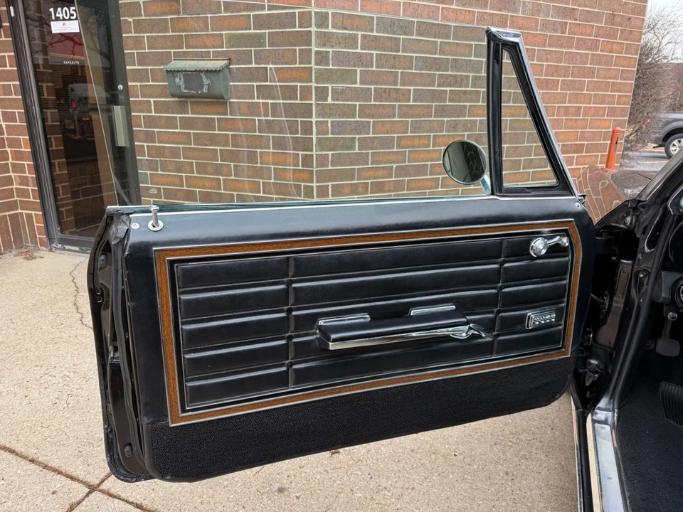 1966 Chevrolet Caprice - Image 25 of 31