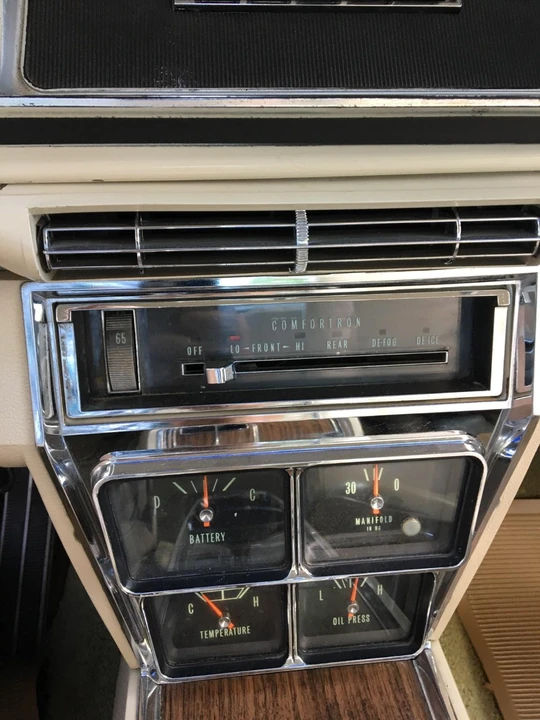 1966 Chevrolet Caprice - Image 28 of 31