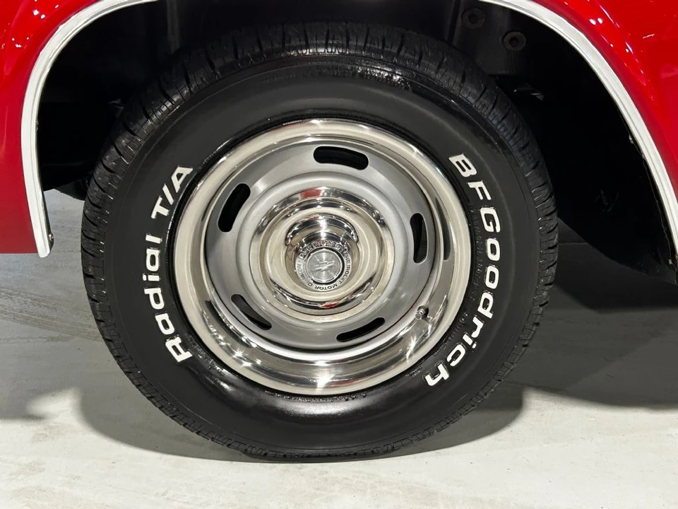 1966 Chevrolet Caprice - Image 9 of 31