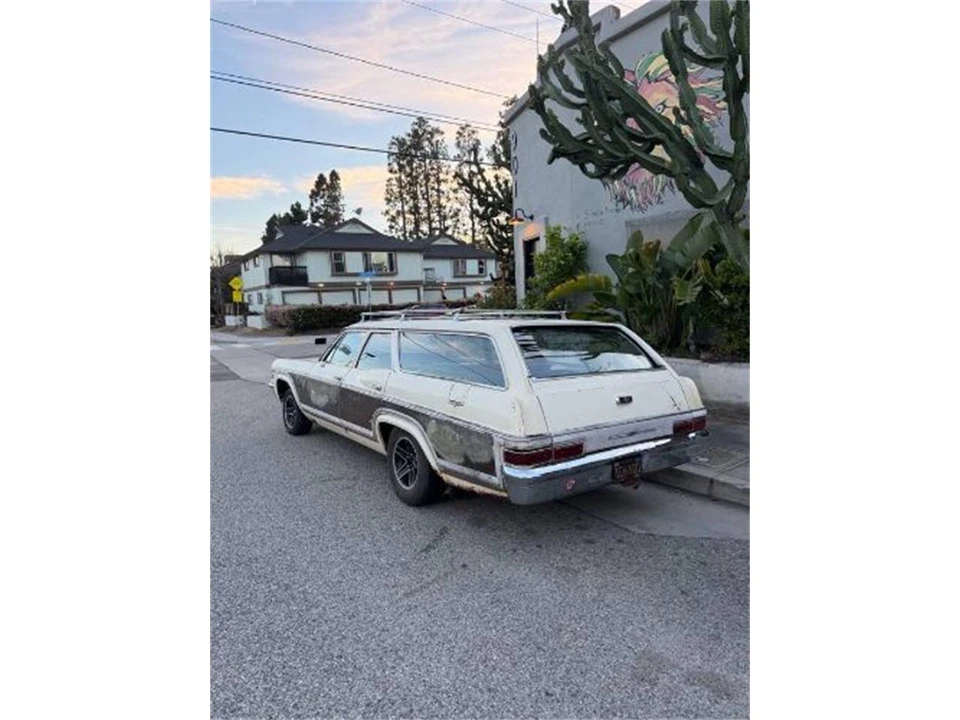 1966 Chevrolet Caprice - Image 6 of 16