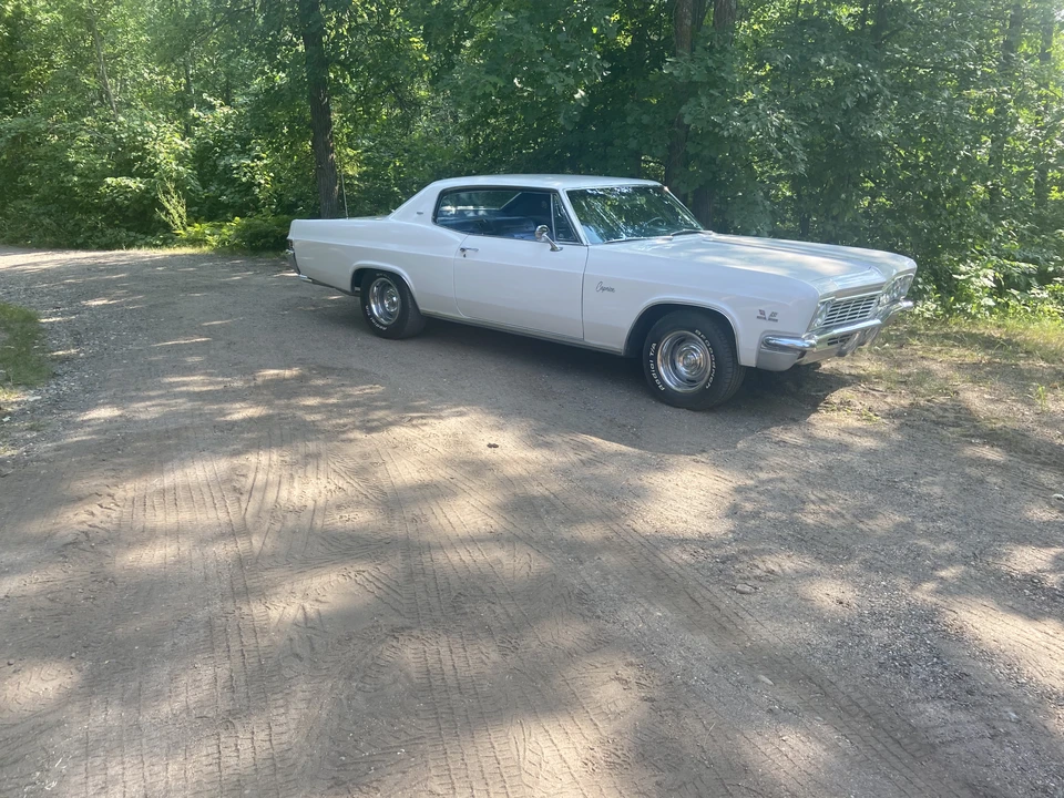 1966 Chevrolet Caprice - Image 4 of 31