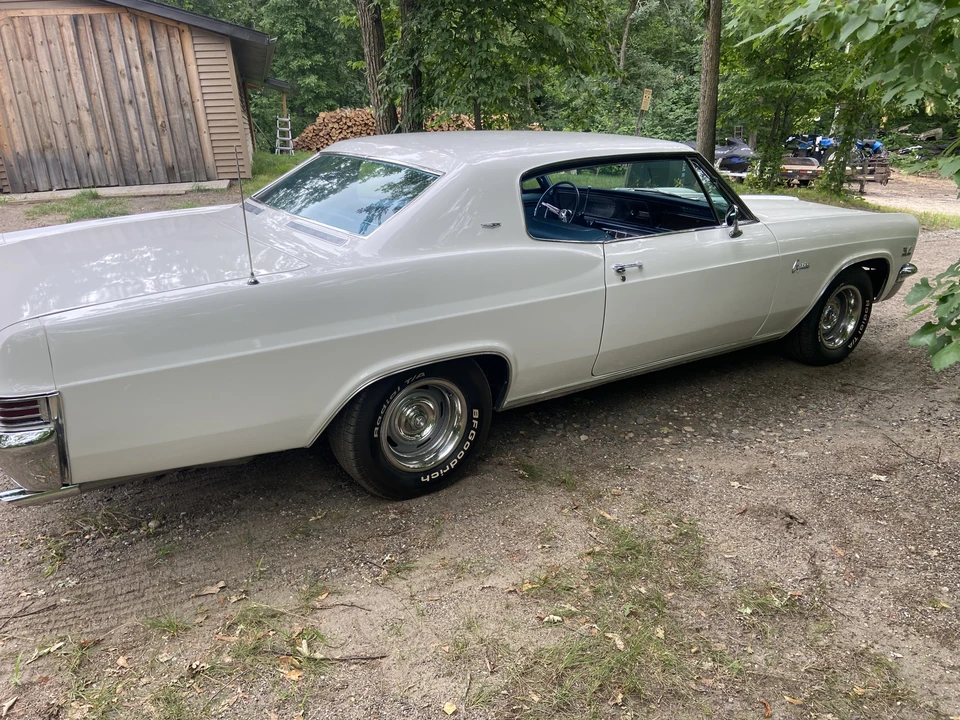 1966 Chevrolet Caprice - Image 16 of 31
