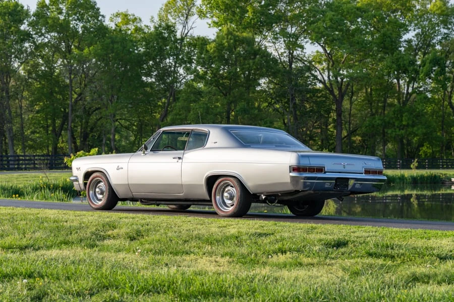 1966 Chevrolet Caprice - Image 15 of 31