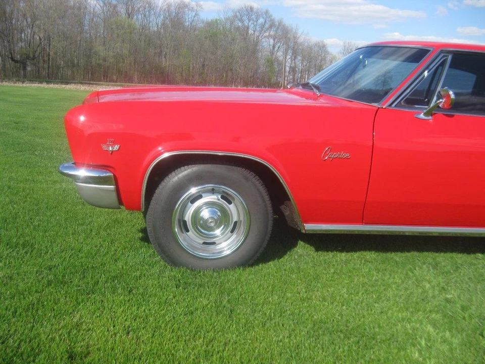 1966 Chevrolet Caprice - Image 9 of 31