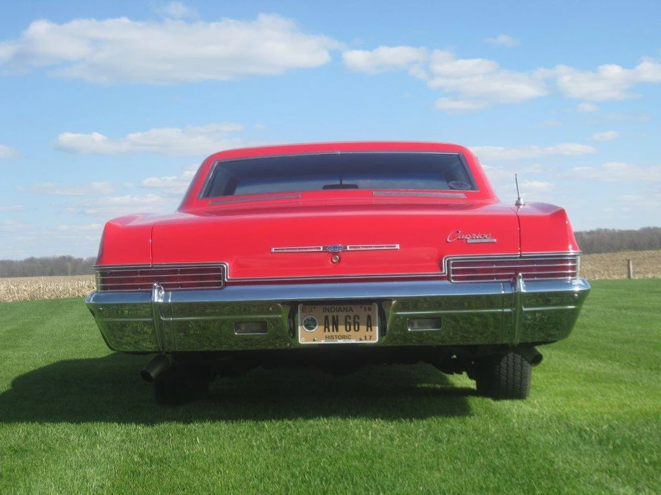 1966 Chevrolet Caprice - Image 12 of 31