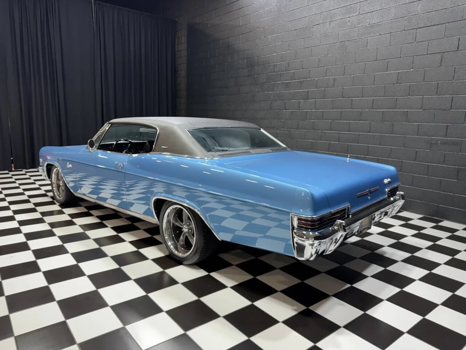 1966 Chevrolet Caprice - Image 11 of 21