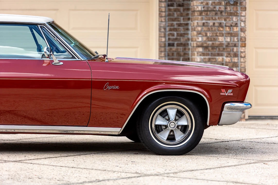 1966 Chevrolet Caprice - Image 12 of 31