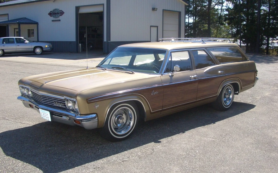 1966 Chevrolet Caprice - Image 2 of 31