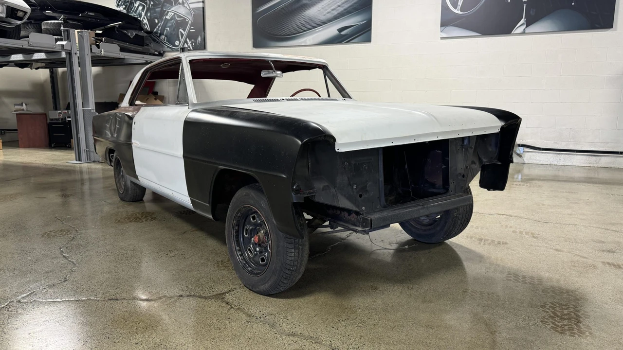 1966 Parts & Memorabilia Rolling Chassis - Image 4 of 31