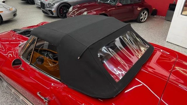 1966 Chevrolet Corvette C2 - Image 15 of 23