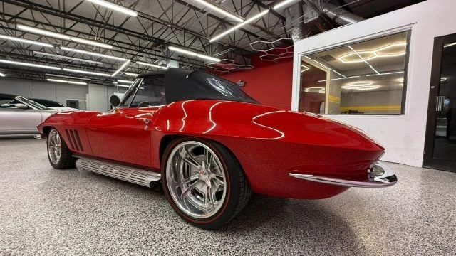 1966 Chevrolet Corvette C2 - Image 14 of 23