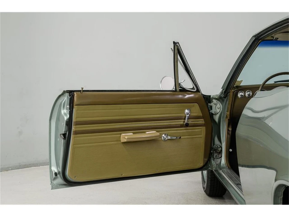 1966 Chevrolet Corvair 2nd Gen - Image 9 of 31
