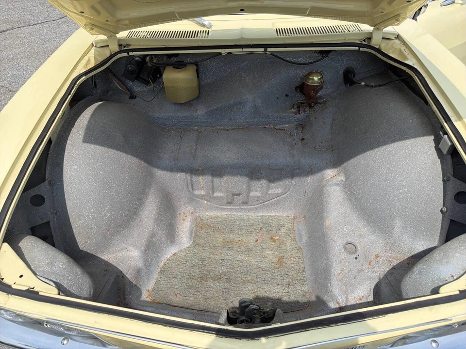 1966 Chevrolet Corvair 2nd Gen - Image 25 of 31