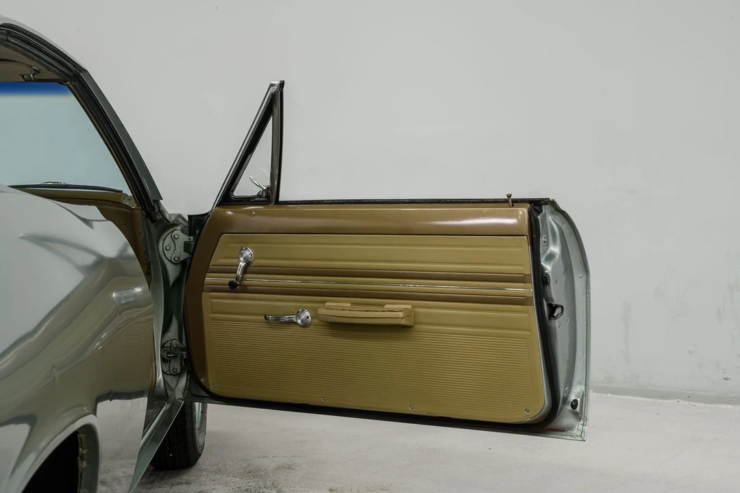1966 Chevrolet Corvair 2nd Gen - Image 11 of 31