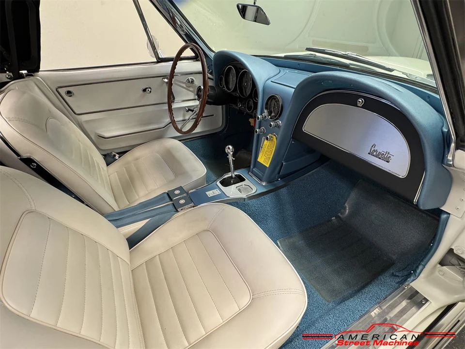 1966 Chevrolet Corvette C2 - Image 30 of 31