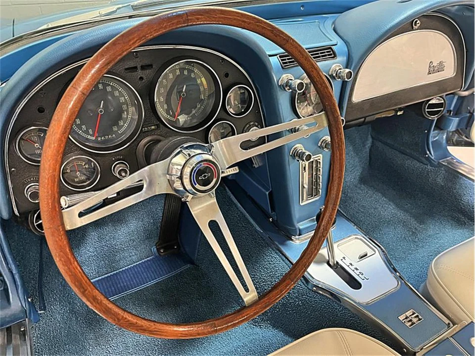 1966 Chevrolet Corvette C2 - Image 23 of 31