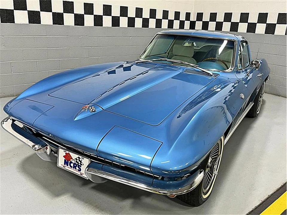 1966 Chevrolet Corvette C2 - Image 25 of 31