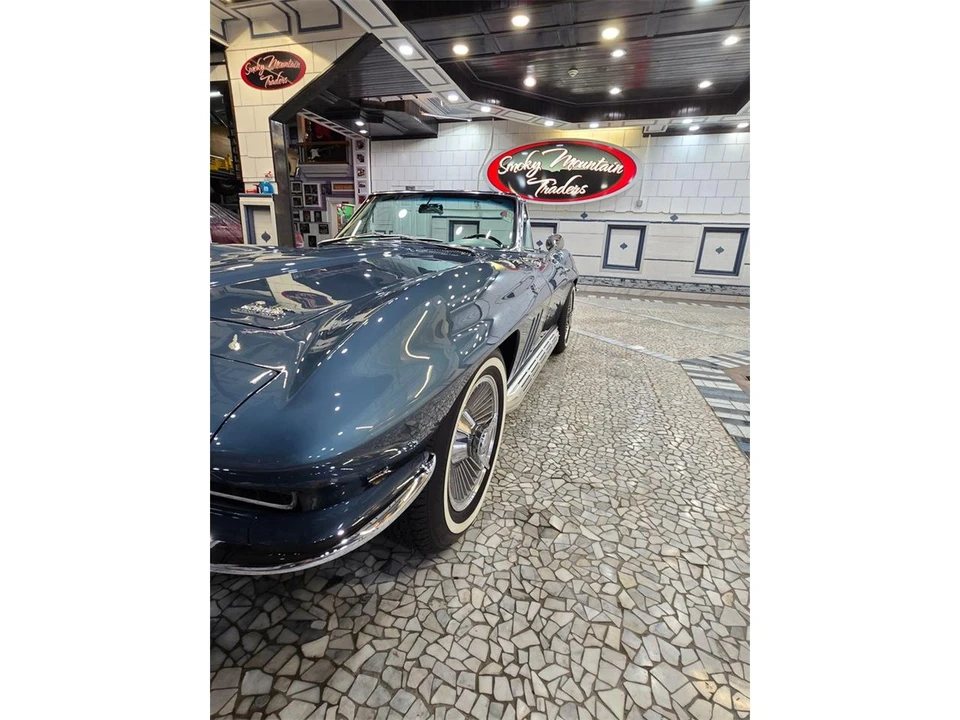 1966 Chevrolet Corvette C2 - Image 27 of 31
