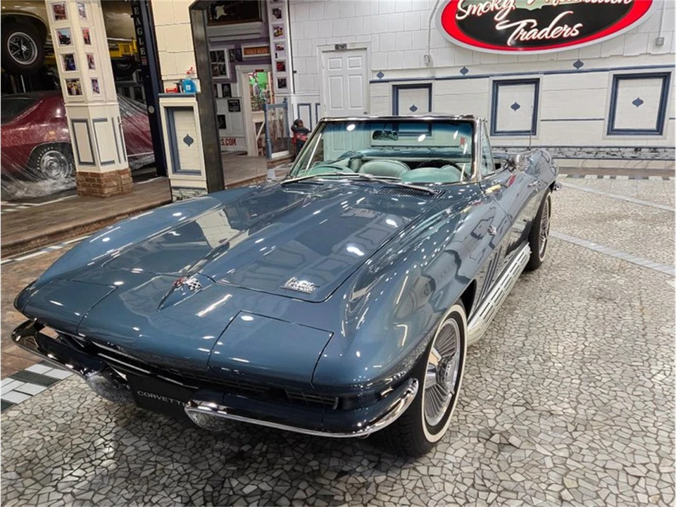 1966 Chevrolet Corvette C2 - Image 8 of 31
