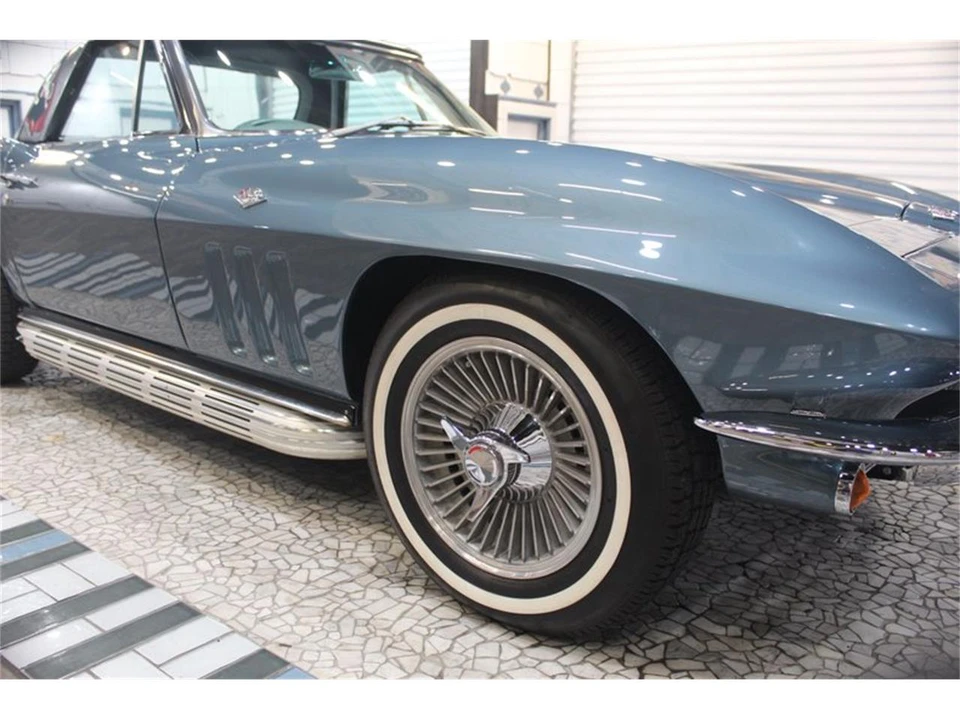 1966 Chevrolet Corvette C2 - Image 23 of 31