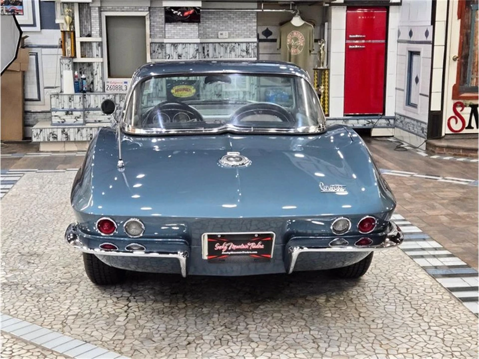 1966 Chevrolet Corvette C2 - Image 19 of 31