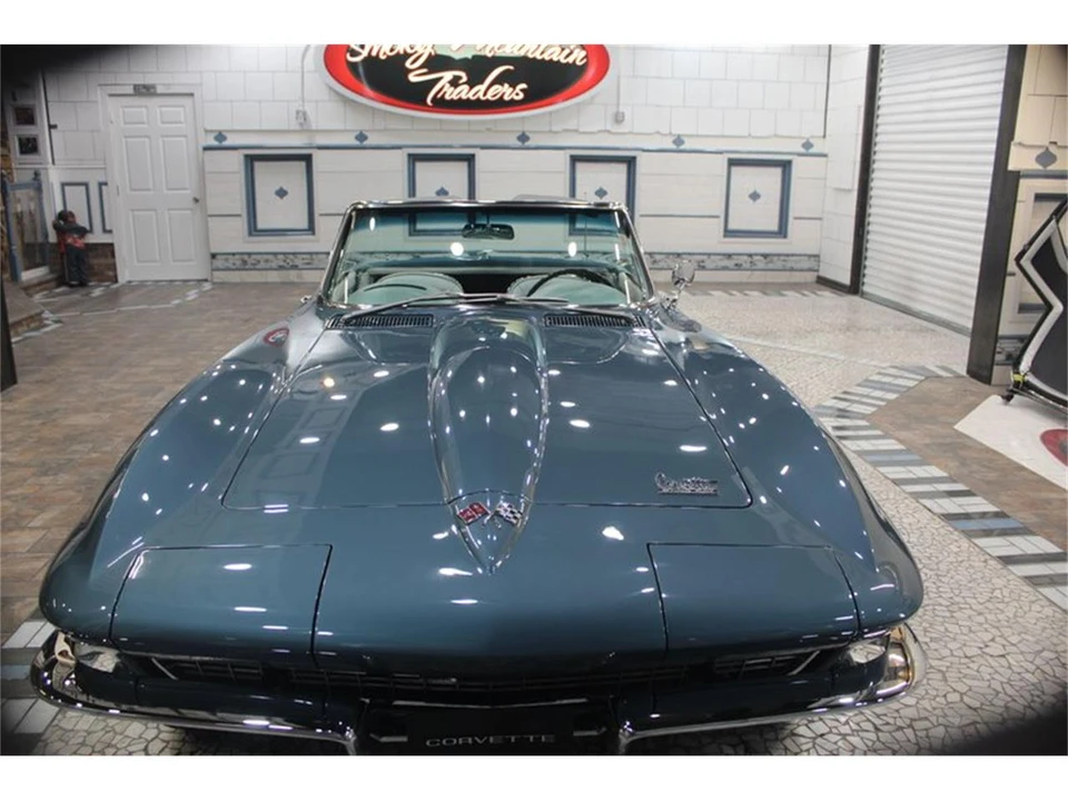 1966 Chevrolet Corvette C2 - Image 15 of 31