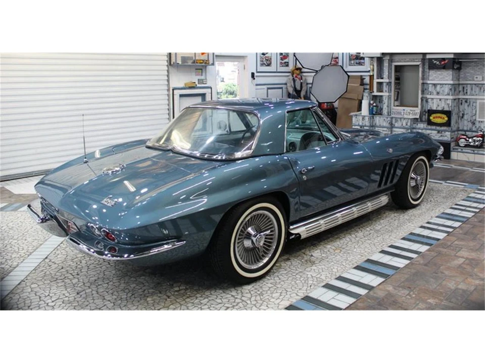 1966 Chevrolet Corvette C2 - Image 5 of 31