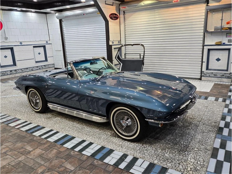 1966 Chevrolet Corvette C2 - Image 21 of 31