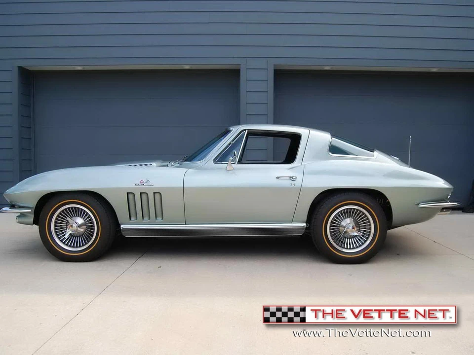 1966 Chevrolet Corvette C2 - Image 9 of 31