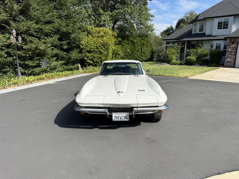 1966 Chevrolet Corvette C2 - Image 3 of 31