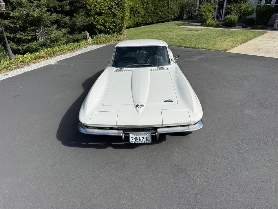 1966 Chevrolet Corvette C2 - Image 10 of 31