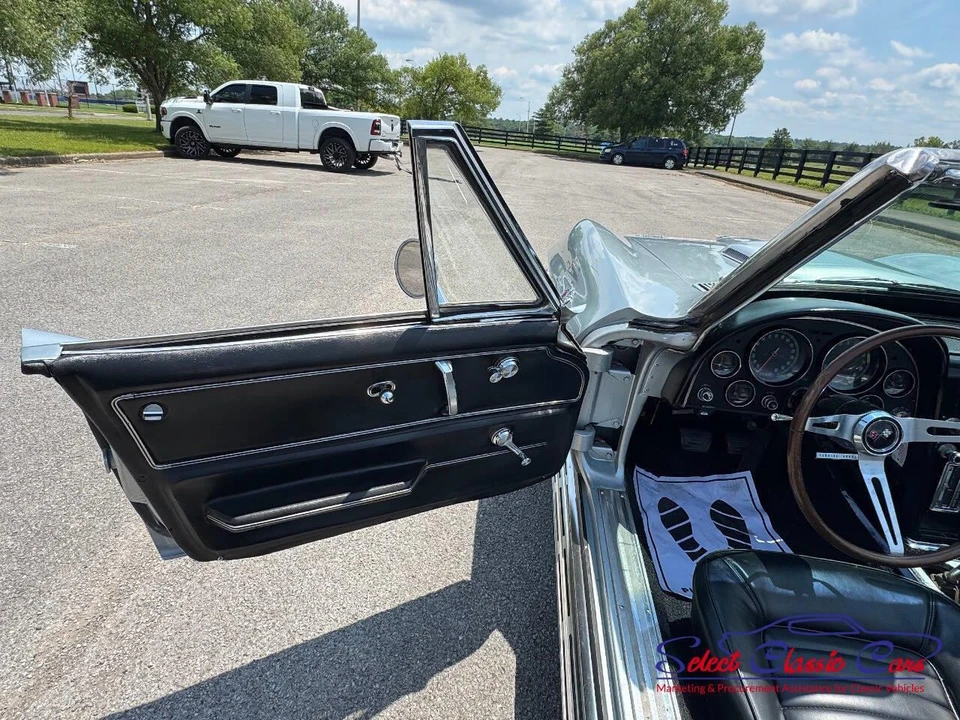 1966 Chevrolet Corvette C2 - Image 26 of 31