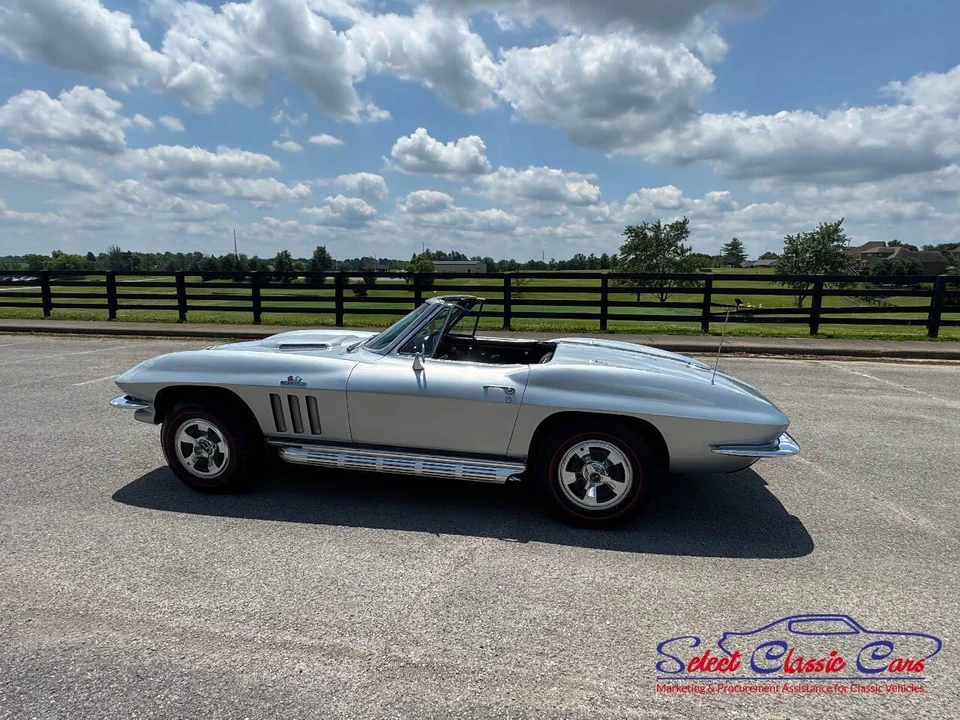 1966 Chevrolet Corvette C2 - Image 15 of 31
