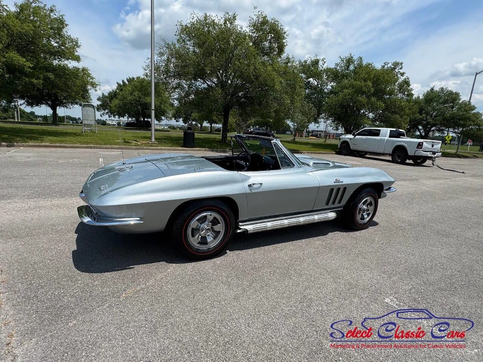 1966 Chevrolet Corvette C2 - Image 5 of 31