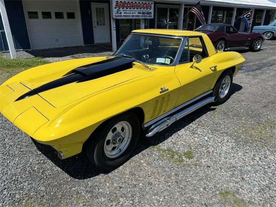 1966 Chevrolet Corvette C2 - Image 14 of 31