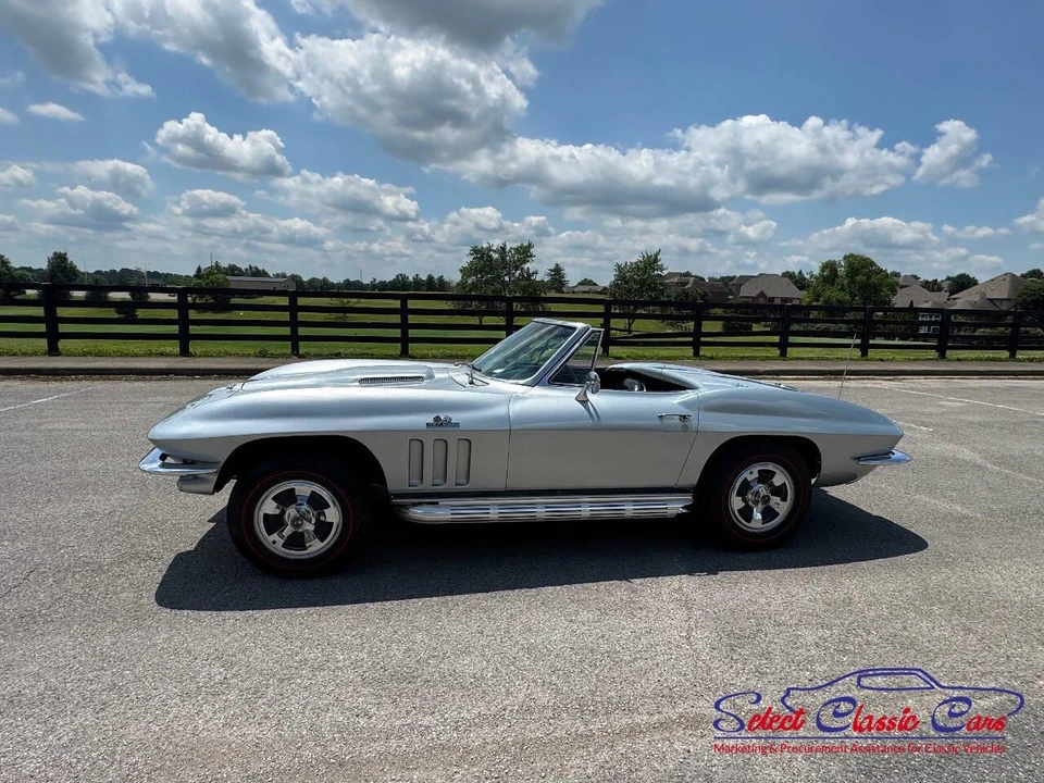 1966 Chevrolet Corvette C2 - Image 17 of 31